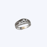Dune Ring (3 Diamonds)