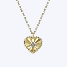 Load image into Gallery viewer, Diamond and Heart Pendant Necklace
