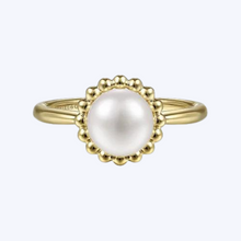 Load image into Gallery viewer, Pearl Ring with Bujukan Beaded Halo
