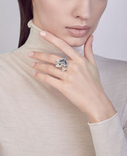 Load image into Gallery viewer, Sultana Series White Ice Natural Beige and Black Lava Gold Ring
