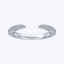 Load image into Gallery viewer, Diamond Pave Split Ring
