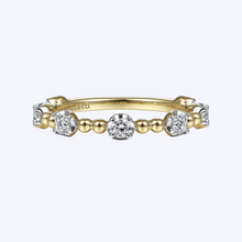 Load image into Gallery viewer, Bujukan Ball &amp; Diamond Cluster Station Ring
