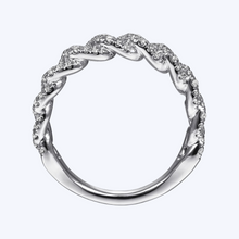 Load image into Gallery viewer, Chain Link Diamond Ring

